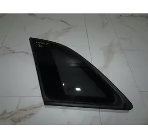 Заднє ліве скло в кузов Kia Sorento II 2 2009-2012 Заднє ліве скло в кузов Kia Sorento II 2 2009-2012