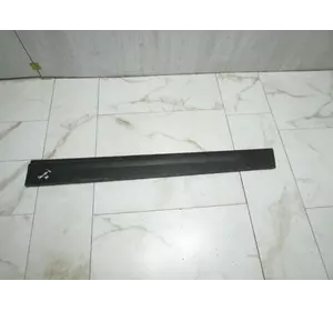 Молдінг дверей нихній правий передній Kia Sorento II 2 2009-2012 Молдінг дверей нихній правий передній Kia Sorento II 2 2009-2012