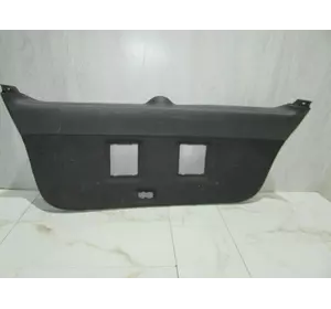 Обшивка кришки багажника універсал Toyota Avensis T25 2003-2008 Обшивка кришки багажника універсал Toyota Avensis T25 2003-2008